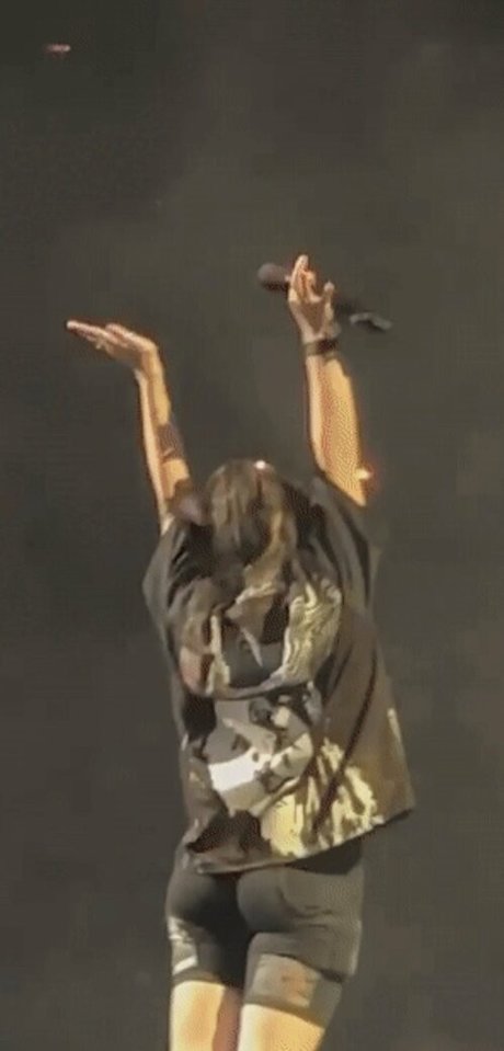 Billie Eilish photo 231