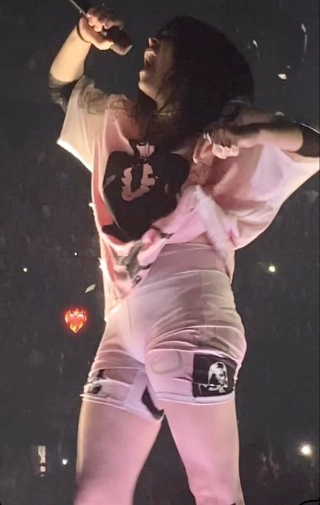 Billie Eilish photo 241