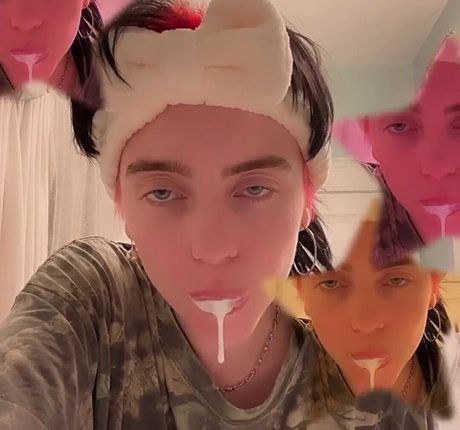 Billie Eilish photo 420