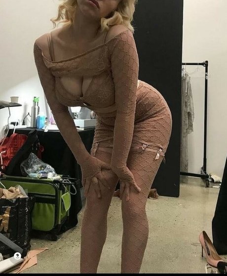 Billie Eilish photo 495