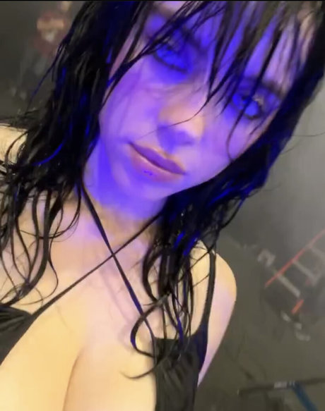 Billie Eilish photo 498