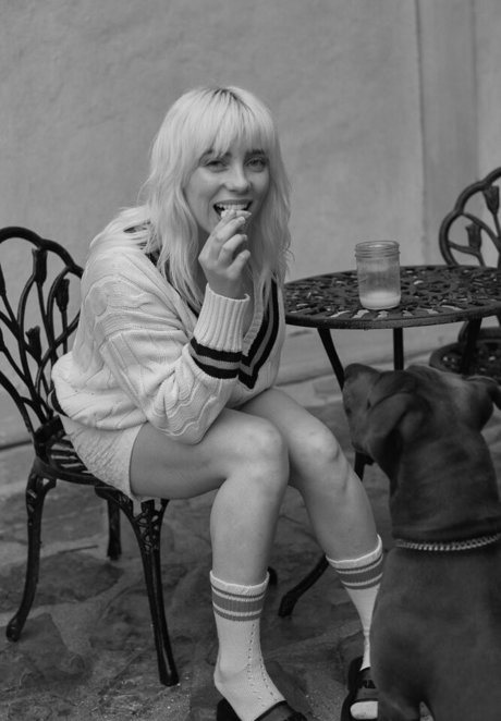 Billie Eilish photo 524