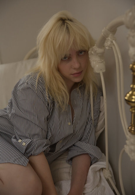 Billie Eilish photo 560