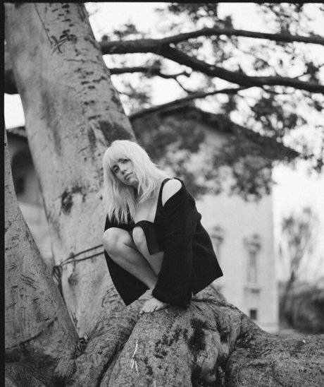 Billie Eilish photo 610