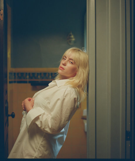 Billie Eilish photo 615