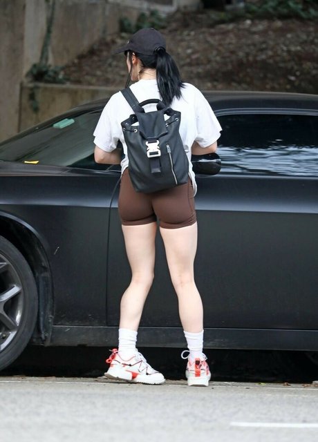 Billie Eilish photo 632