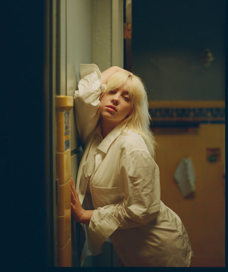 Billie Eilish photo 646