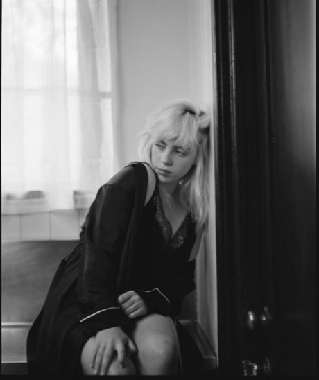 Billie Eilish photo 655