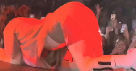 Billie Eilish photo 672