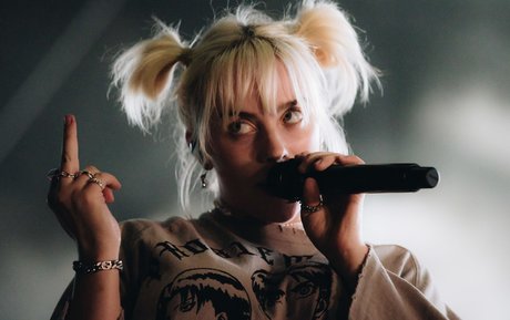 Billie Eilish photo 680