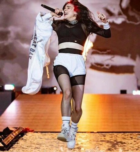 Billie Eilish photo 738