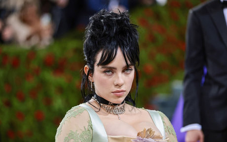 Billie Eilish photo 749