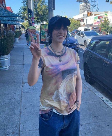 Billie Eilish photo 761