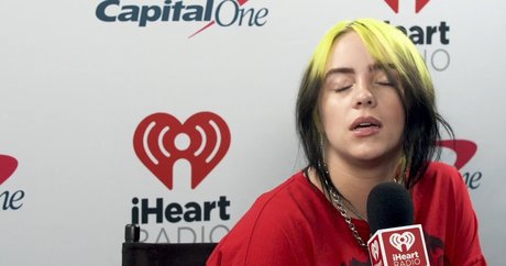 Billie Eilish photo 824