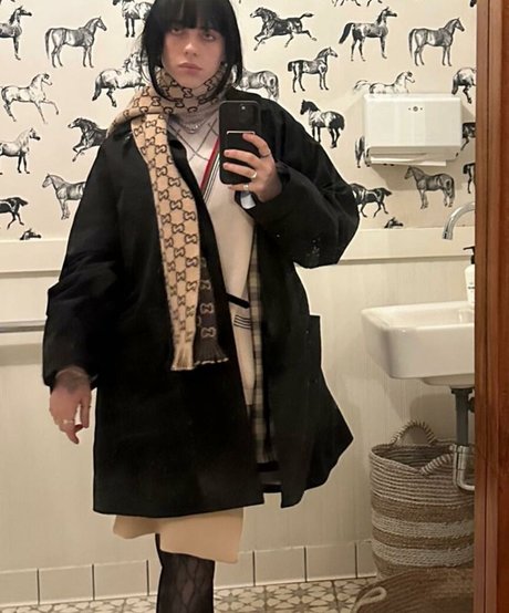 Billie Eilish photo 849