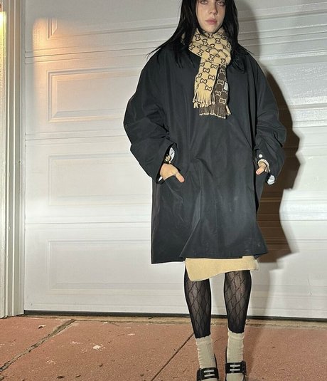 Billie Eilish photo 855