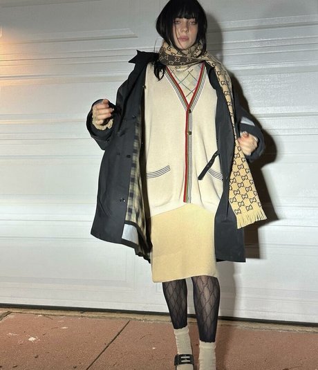 Billie Eilish photo 859