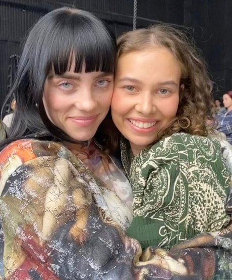 Billie Eilish photo 896