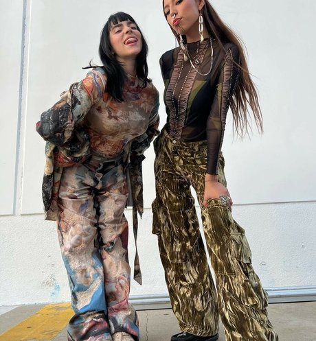 Billie Eilish photo 929