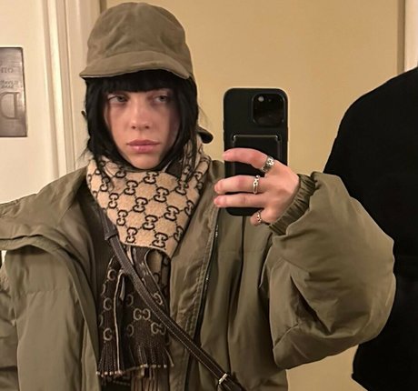 Billie Eilish photo 948
