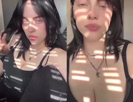 Billie Eilish photo 1047