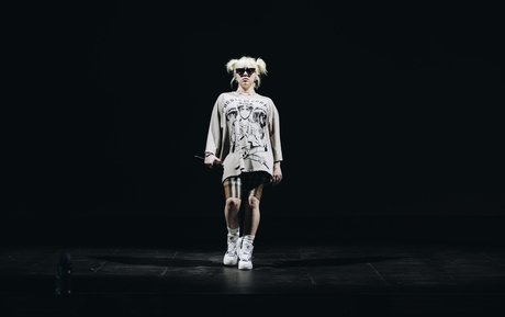 Billie Eilish photo 1068