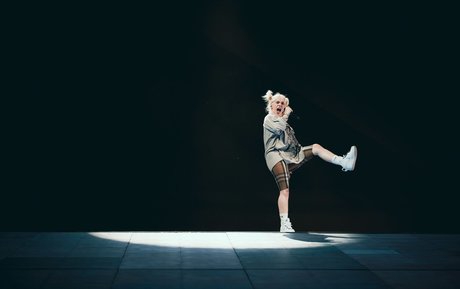 Billie Eilish photo 1076
