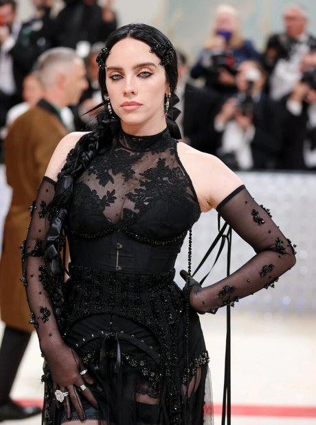 Billie Eilish photo 1110