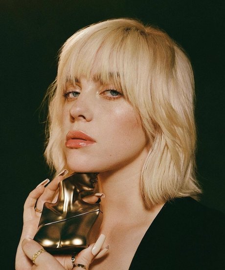 Billie Eilish photo 1247