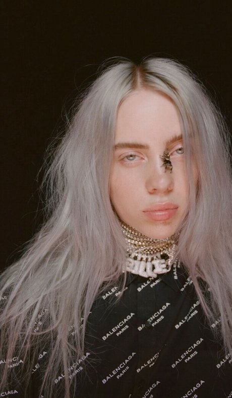 Billie Eilish photo 1258