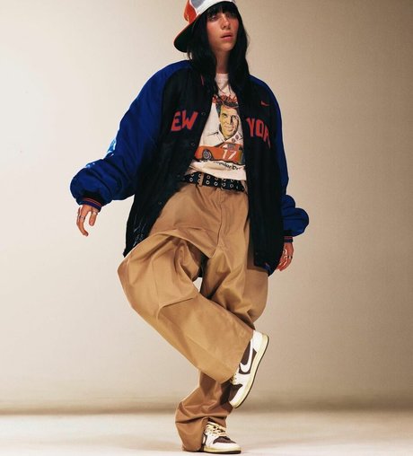 Billie Eilish photo 1262