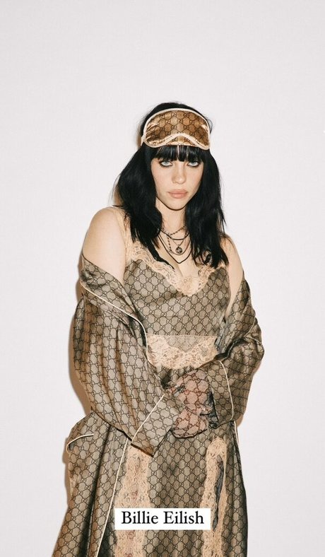 Billie Eilish photo 1329