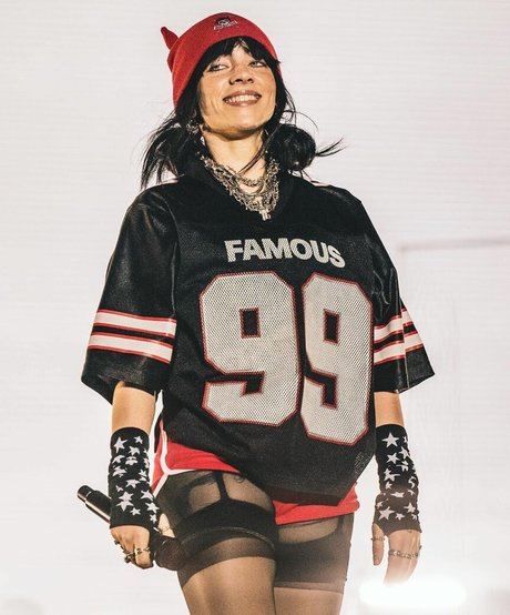 Billie Eilish photo 1341
