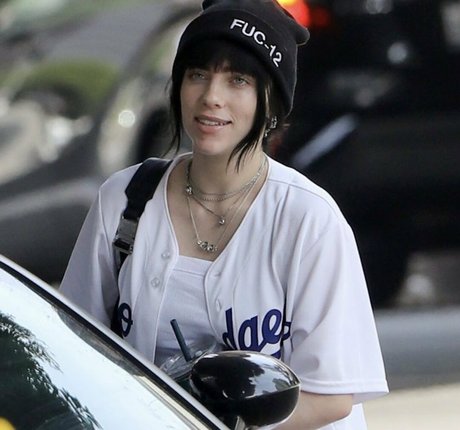 Billie Eilish photo 1401