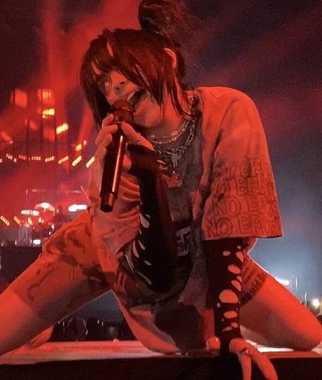 Billie Eilish photo 1451