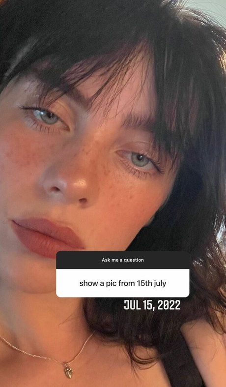 Billie Eilish photo 1458