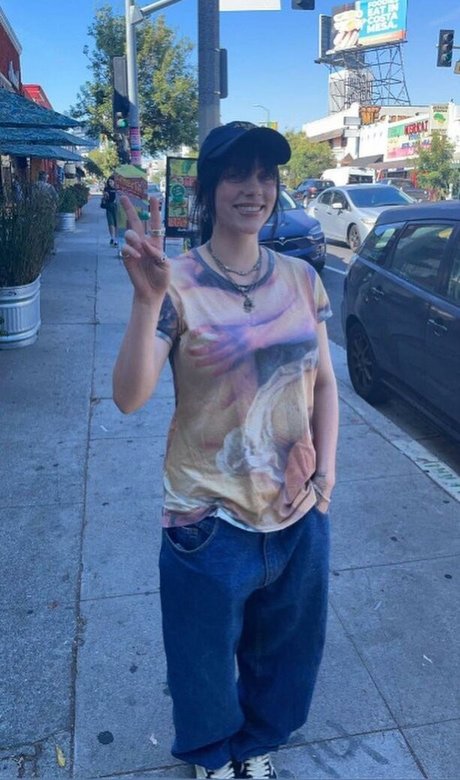 Billie Eilish photo 1462