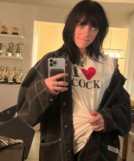 Billie Eilish photo 1487