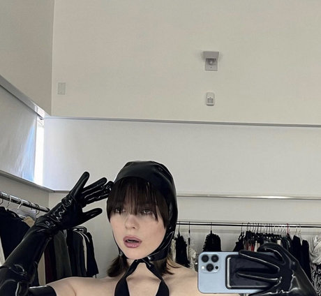 Billie Eilish photo 1519