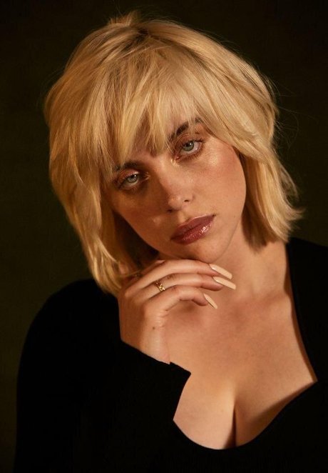 Billie Eilish photo 1586