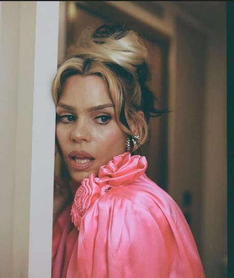 Billie Piper photo 45