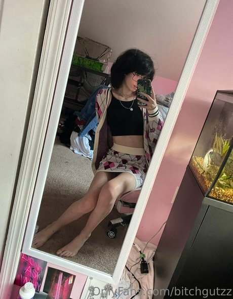 Bitchgutzz photo 44