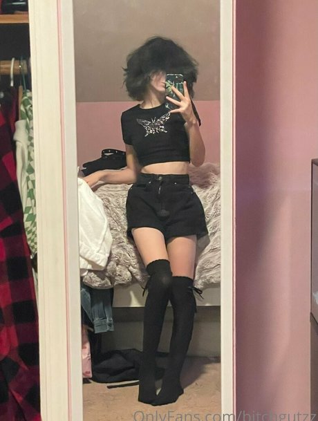 Bitchgutzz photo 54
