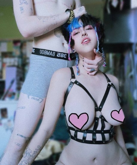 Bitchieasian photo 6