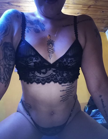 Bitchlatina22 photo 16
