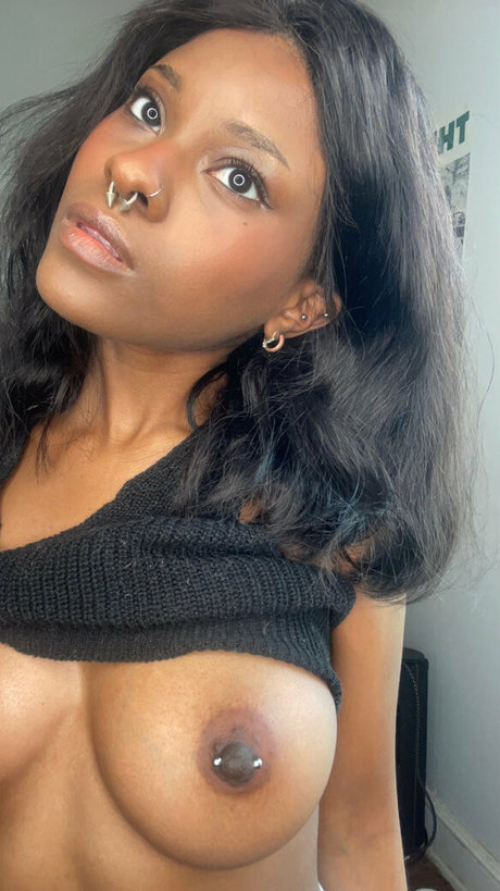 Bitesizedbrat photo 14