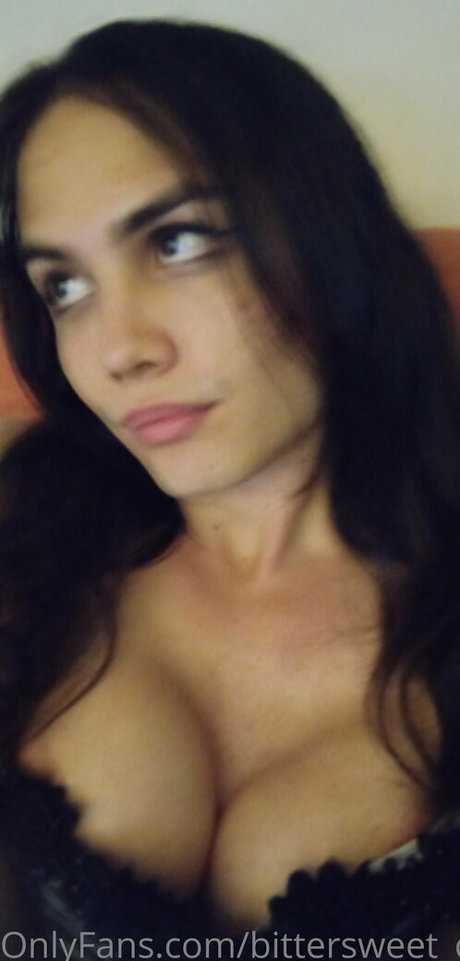 Bittersweet_queen photo 51