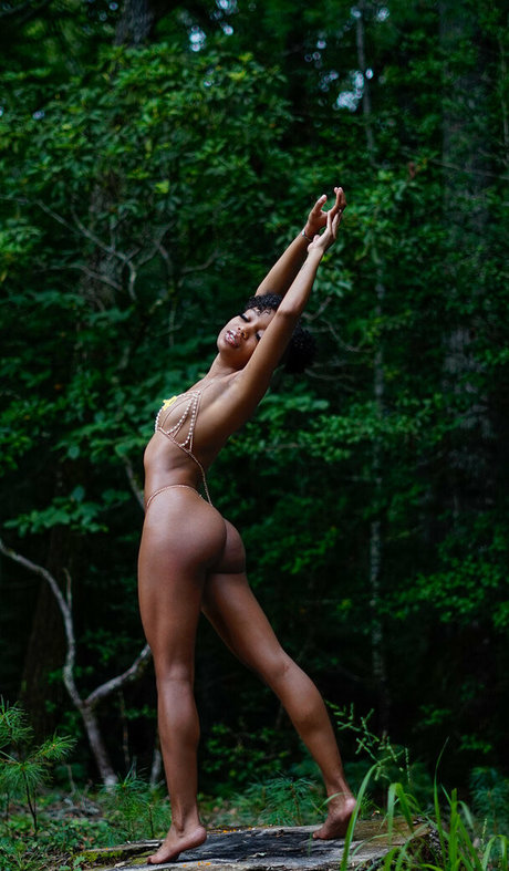 Blackgoddess777 photo 17