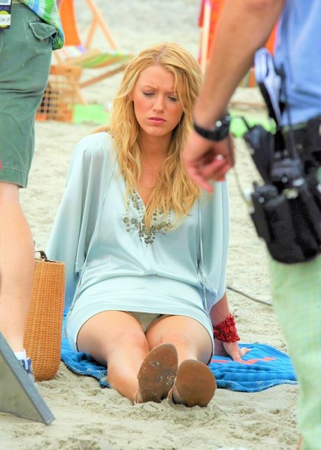 Blake Lively photo 30