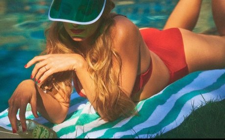 Blake Lively photo 63